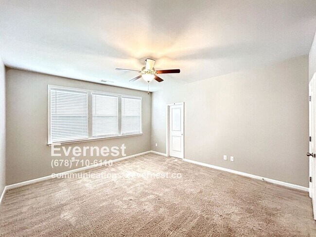 Building Photo - 355 Caledonia Ct