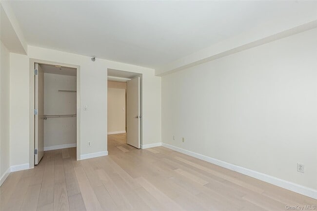 Building Photo - 88 Cutter Mill Rd