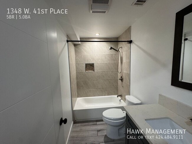 Building Photo - 1348 W 41st Pl