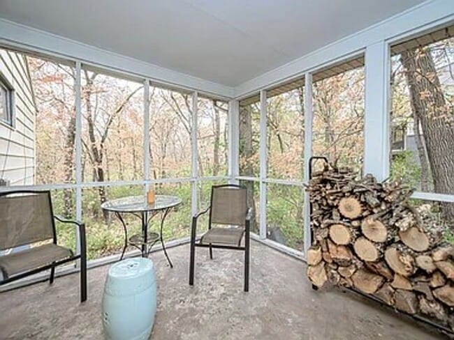 Building Photo - Marvelous 4 Bed 2.5 Bath House In Quarry H...