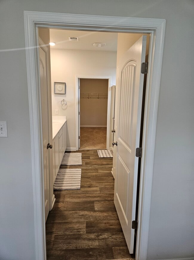 Building Photo - 20568 Smithfield Cir