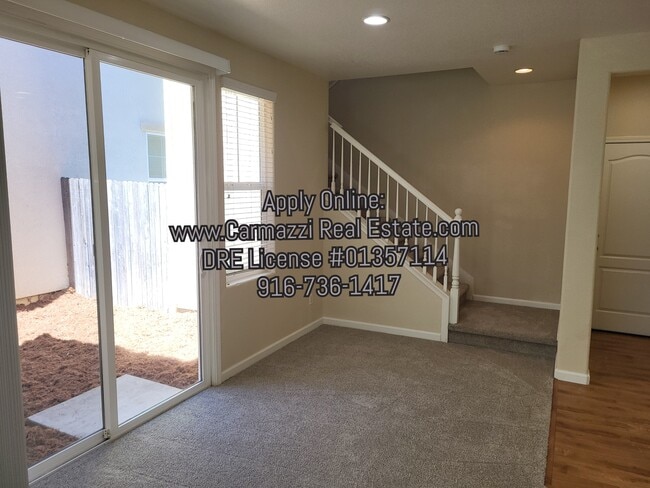 Building Photo - 260 Wapello Cir
