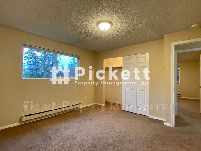 Building Photo - 11660 Schold Rd NW