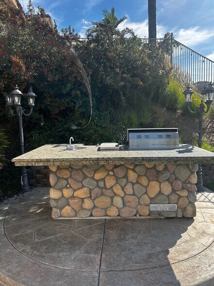 Building Photo - 2544 Fresh Waters Ct