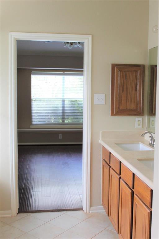 Building Photo - 25910 N Lakefair Dr