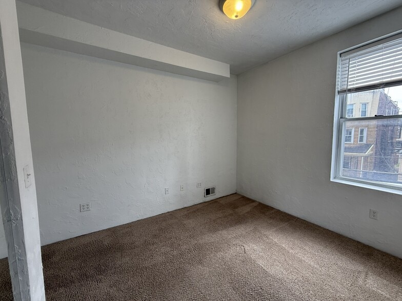 2nd Bedroom - 3615 Dawson St