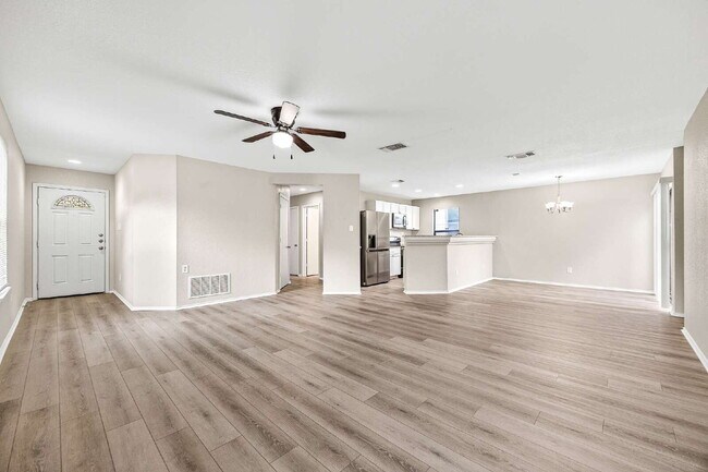 Building Photo - "Charming 3-Bedroom Oasis with 2 Full Baths – Your Perfect Retreat in Schertz!"