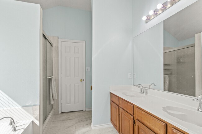 Building Photo - 8200 Stern St