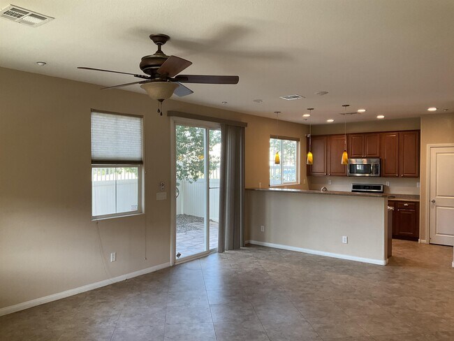Building Photo - 2080 Airy Petals Walk