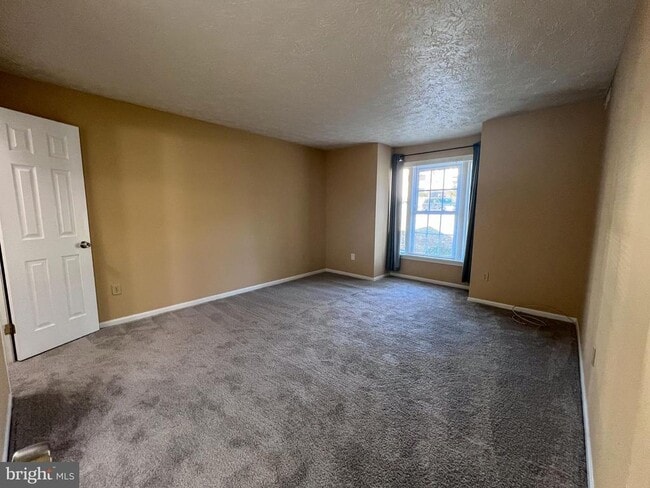 Building Photo - 782 Southern Hills Dr