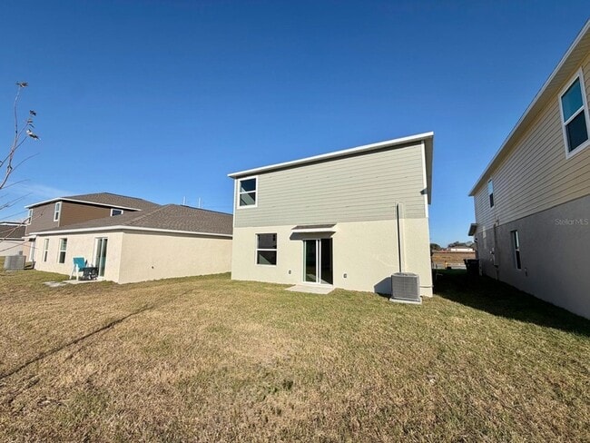 Building Photo - 2134 Chris Dr