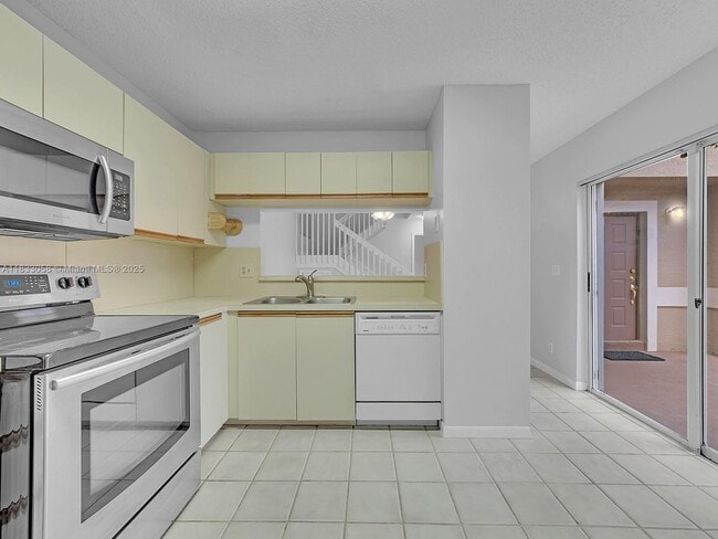 Building Photo - 11050 Nautilus Dr