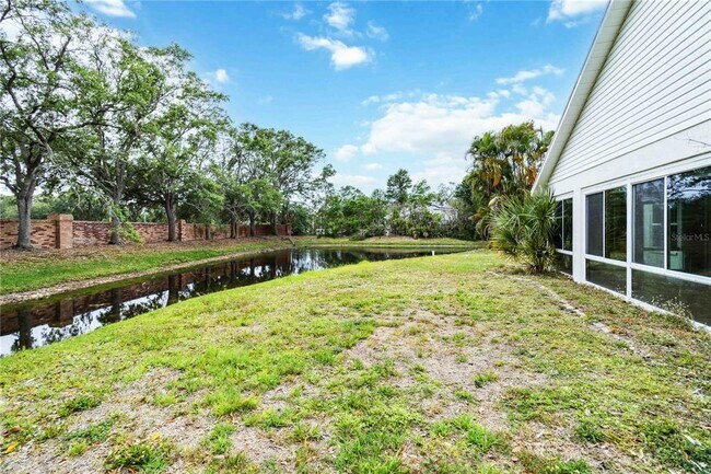 Building Photo - 7 Arbor Oaks Dr