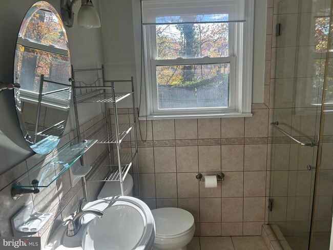 Building Photo - 3013 Nash Pl SE