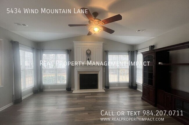 Building Photo - 5434 Wind Mountain Ln