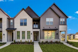 Building Photo - Gorgeous New Townhome!