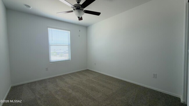 Building Photo - 10473 W Rutherford Ln