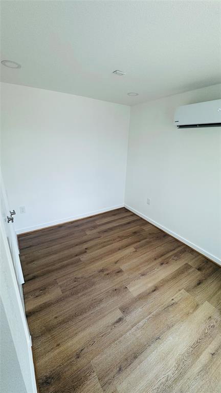Building Photo - 6725 Avenue K