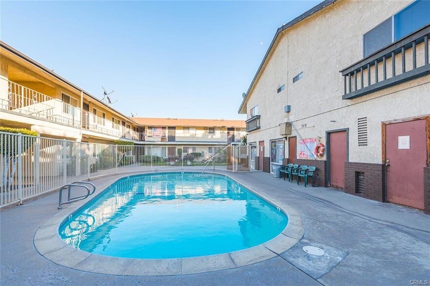 Building Photo - 2890 E Artesia Blvd