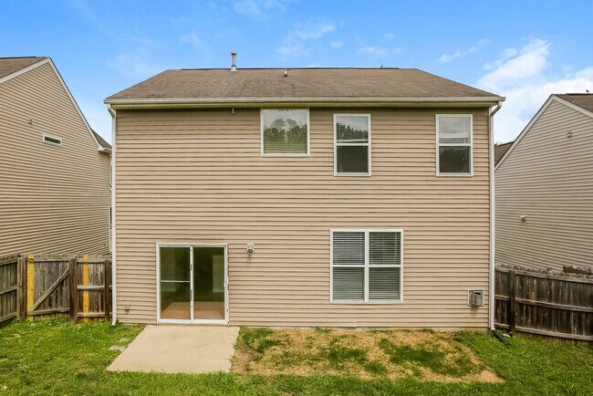 Building Photo - 2712 Forest Grove Ct