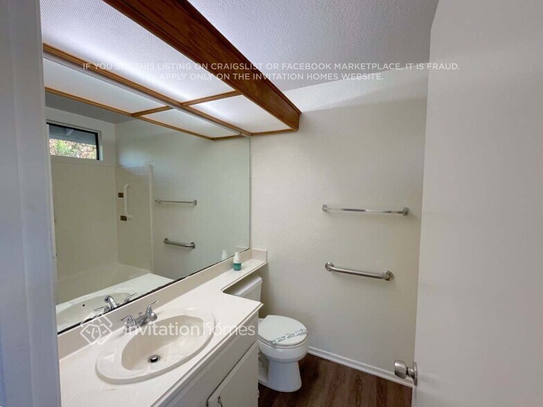 Building Photo - 22802 Springdale Dr