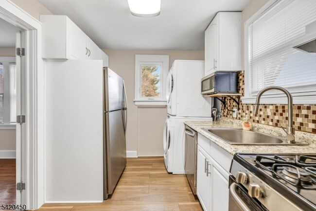 Building Photo - 36 Cortlandt Pl