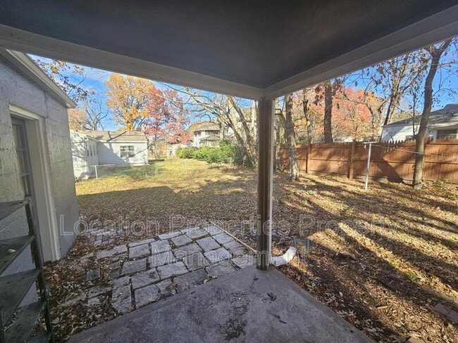 Building Photo - 2146 Rhode Island St