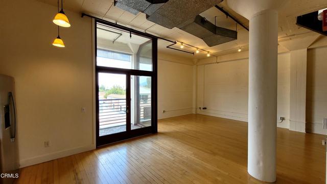 Building Photo - 812 Fremont Ave