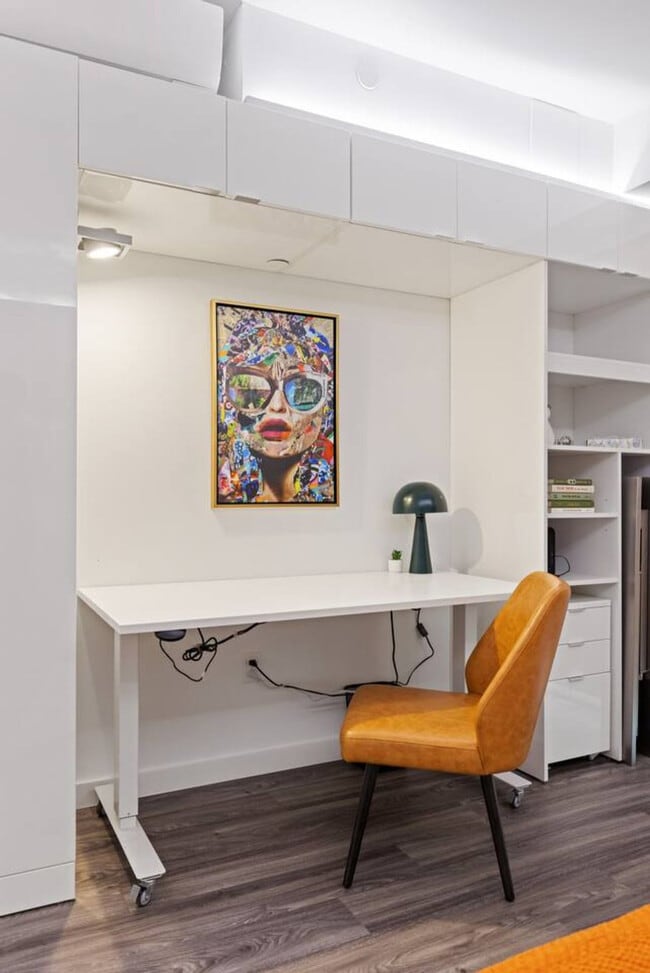 Building Photo - 12607 Larchmere Blvd