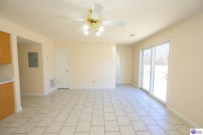 Building Photo - 132 Pointers Ct