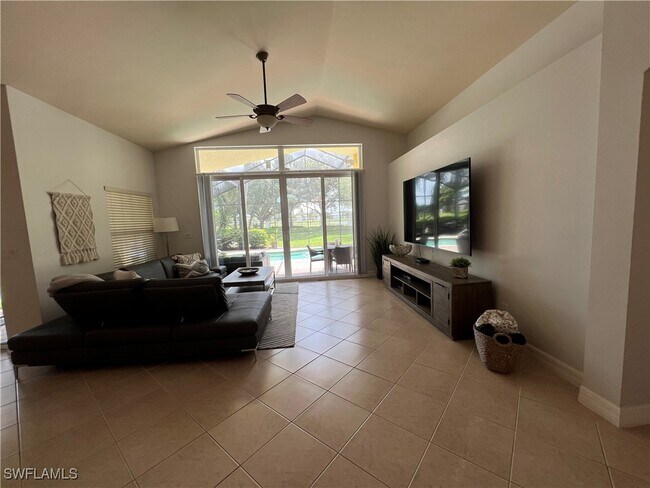 Building Photo - 2065 Isla De Palma Cir