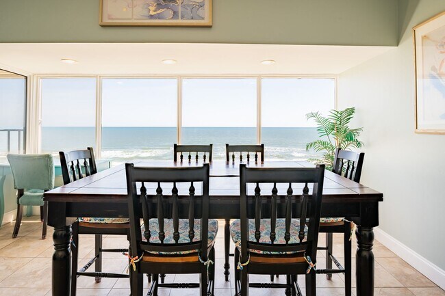 Primary Photo - PLAN AND SECURE YOUR WINTER GETAWAY NOW, W...