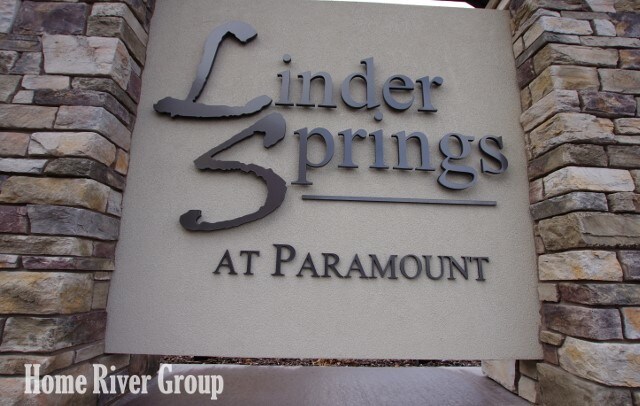 Building Photo - 1576 W Deer Crest St