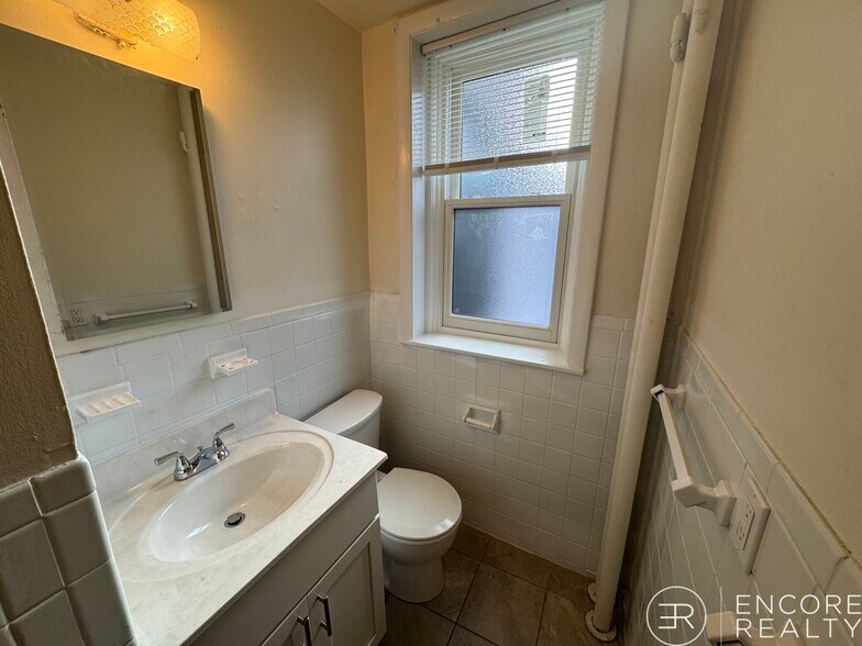 Building Photo - 1161 Commonwealth Ave