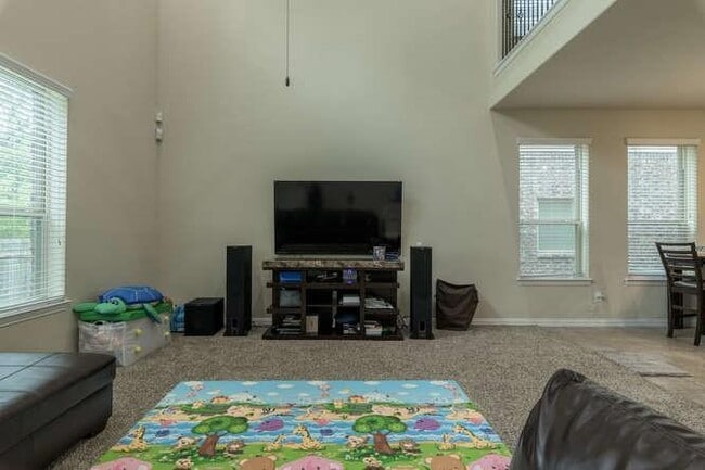 Building Photo - 2469 Millbrook Loop