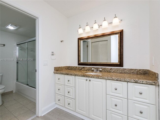 Building Photo - 21559 Cypress Hammock Dr