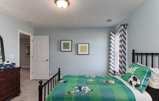 Building Photo - 5032 Magnolia Village Way