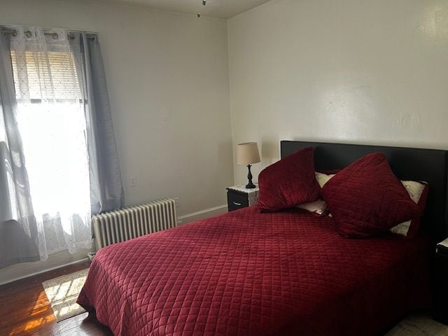 Building Photo - 214 Oak St