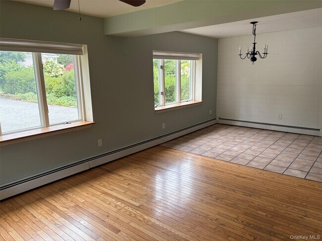 Building Photo - 131 Conklin Rd