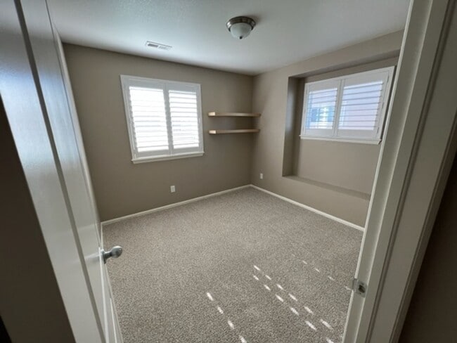 Building Photo - Completely upgraded home in Trailhead!