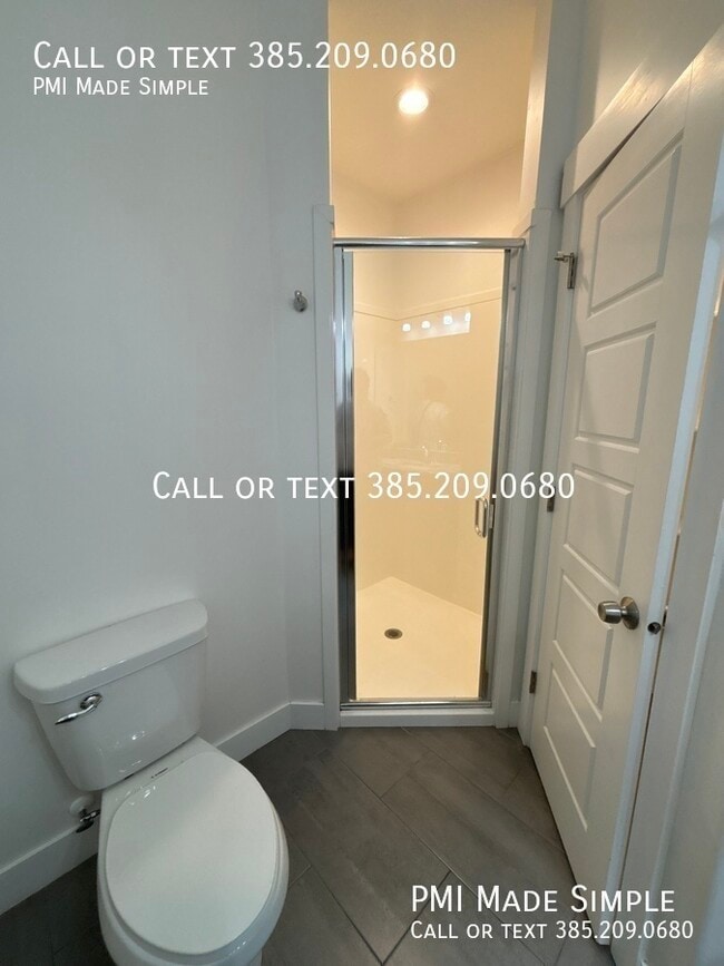 Building Photo - 1881 Juniper Dr