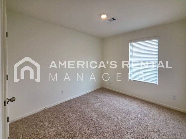 Building Photo - New Construction for Rent in Tuscaloosa, AL! DEPOSIT PENDING!