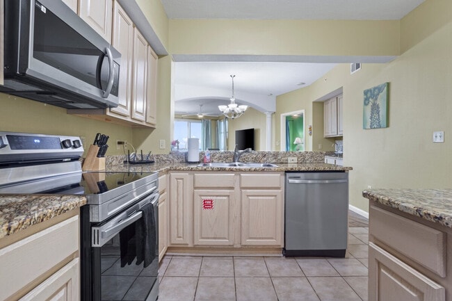 Building Photo - 2230 Beach Blvd