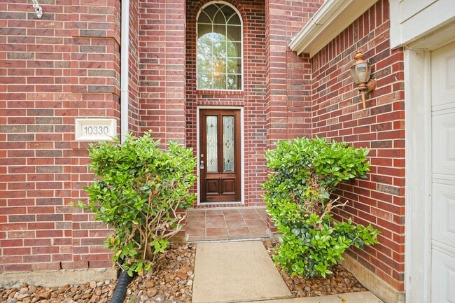 Building Photo - 10330 Sablebrook Ln