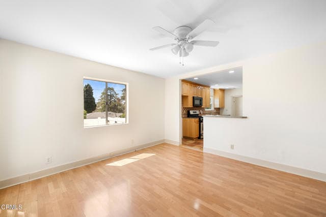 Building Photo - 3360 Glenrose Ave