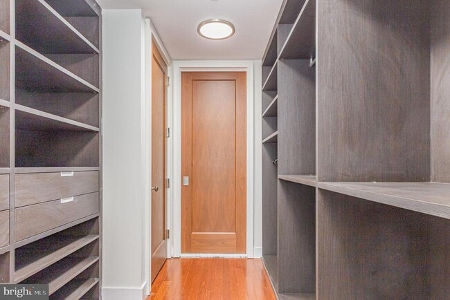 Building Photo - 300 International Drive