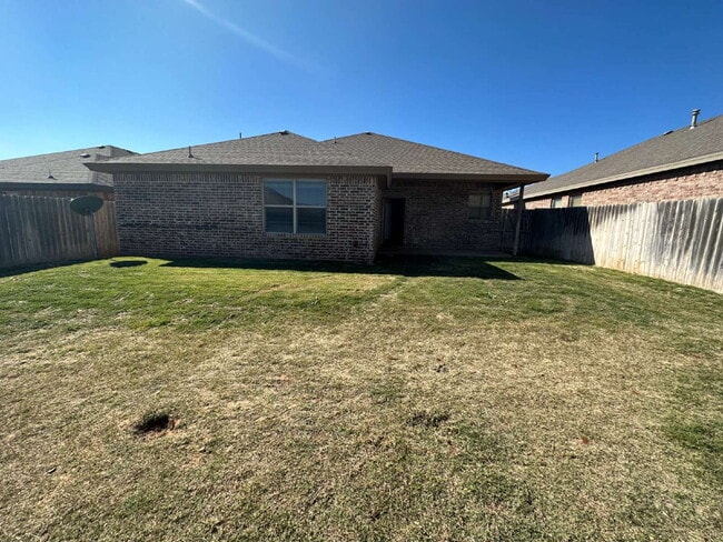 Building Photo - Wonderful 3/2/2 in a Cul-de-sac!!