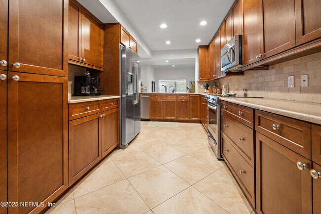 Building Photo - 106 Willow Pond Ln