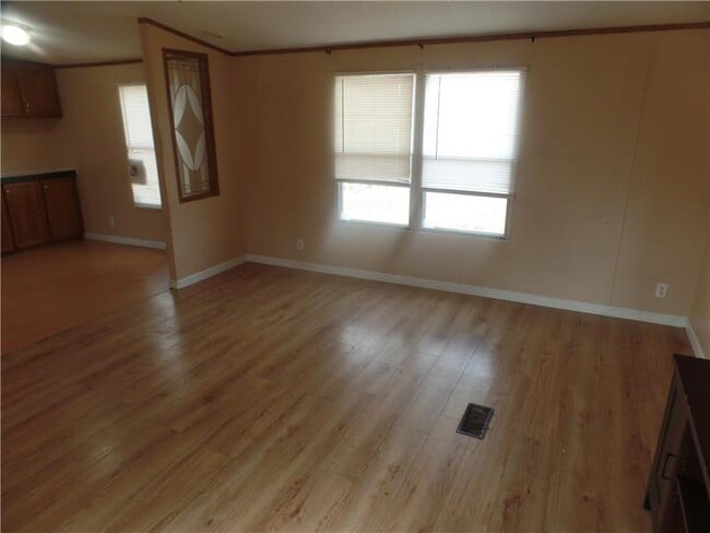 Building Photo - 107 Oxford Ln