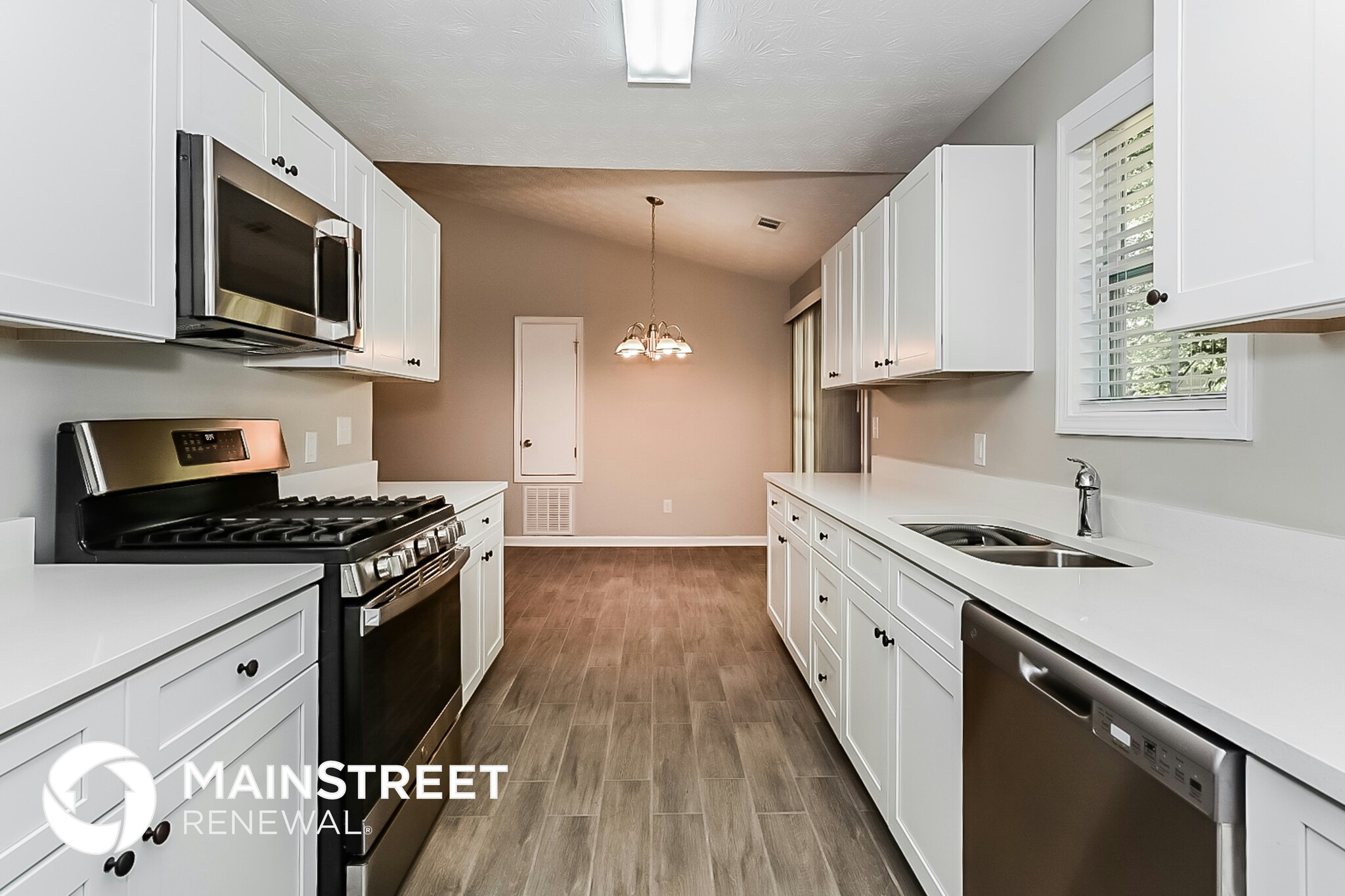 Building Photo - 5877 Homestead Cir